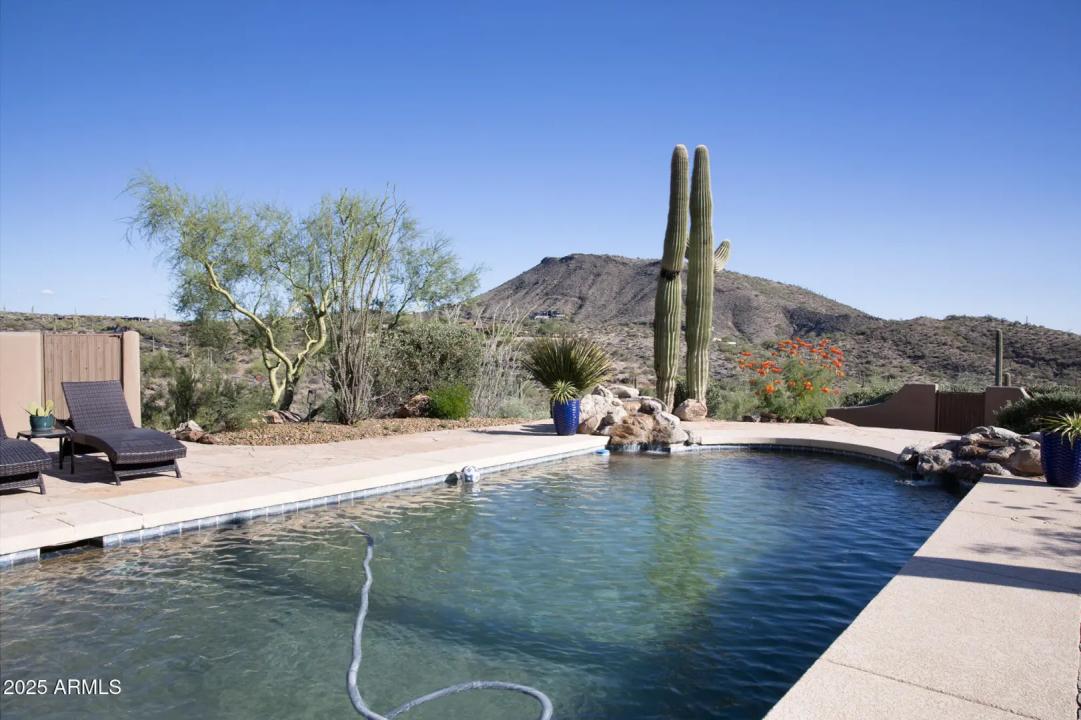 Real Estate Picture 38