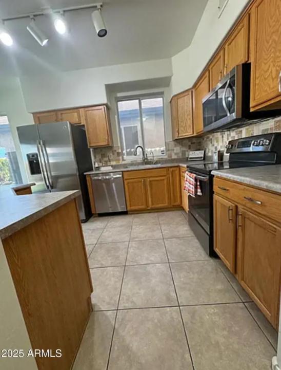 Real Estate Picture 2