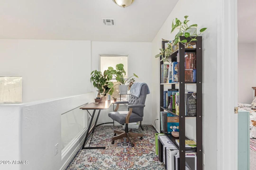 Real Estate Picture 25