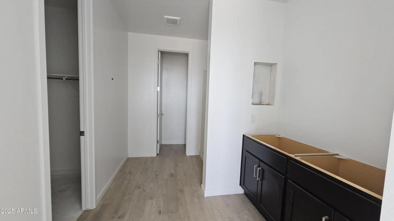 Real Estate Picture 19