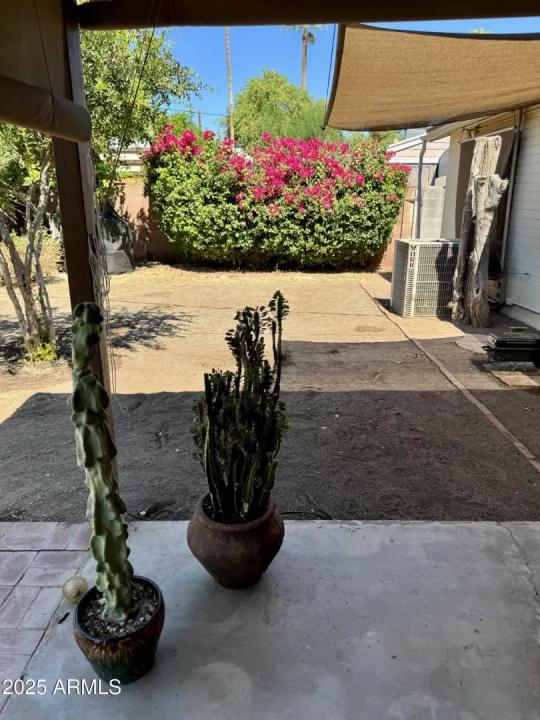 Real Estate Picture 22