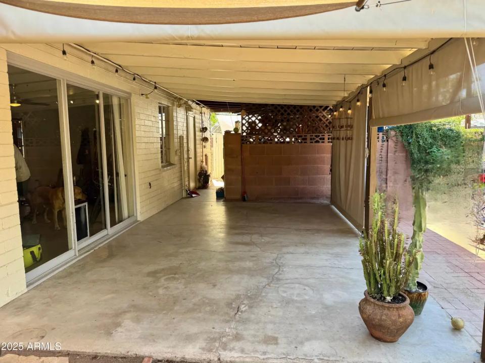 Real Estate Picture 23