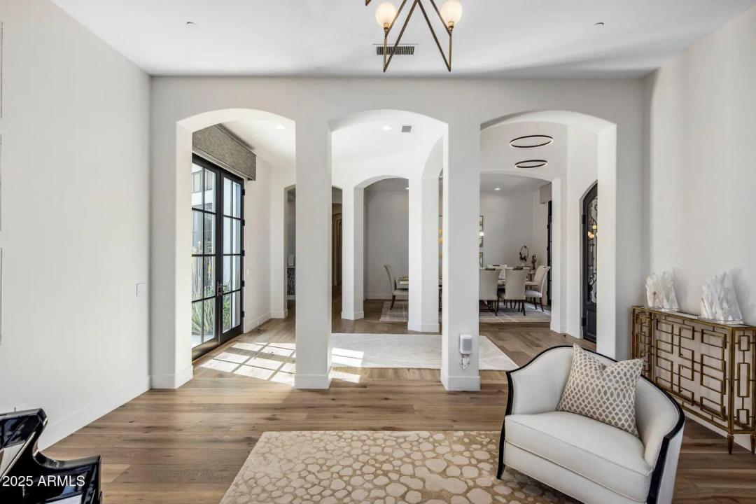 Real Estate Picture 35