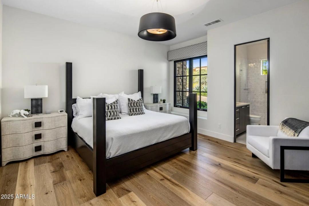 Real Estate Picture 26