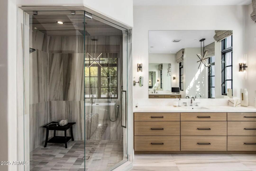 Real Estate Picture 19
