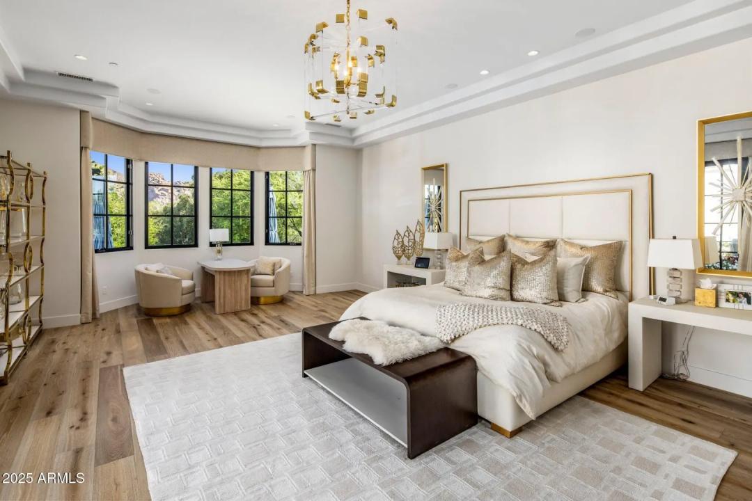 Real Estate Picture 15