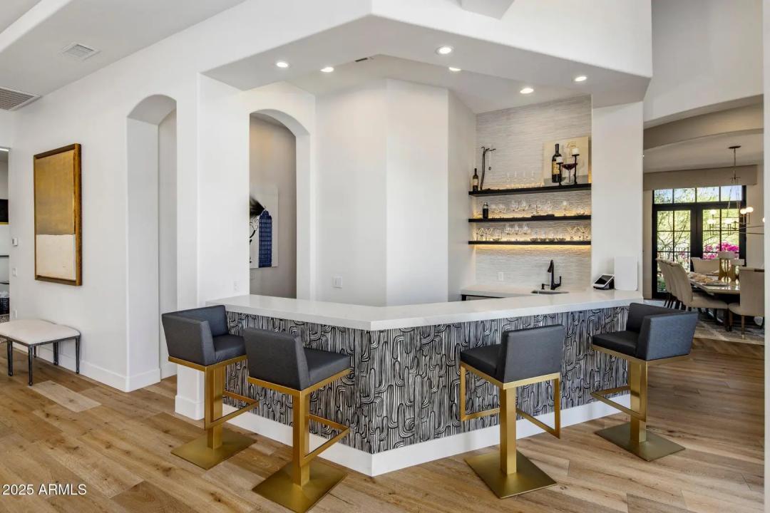 Real Estate Picture 21