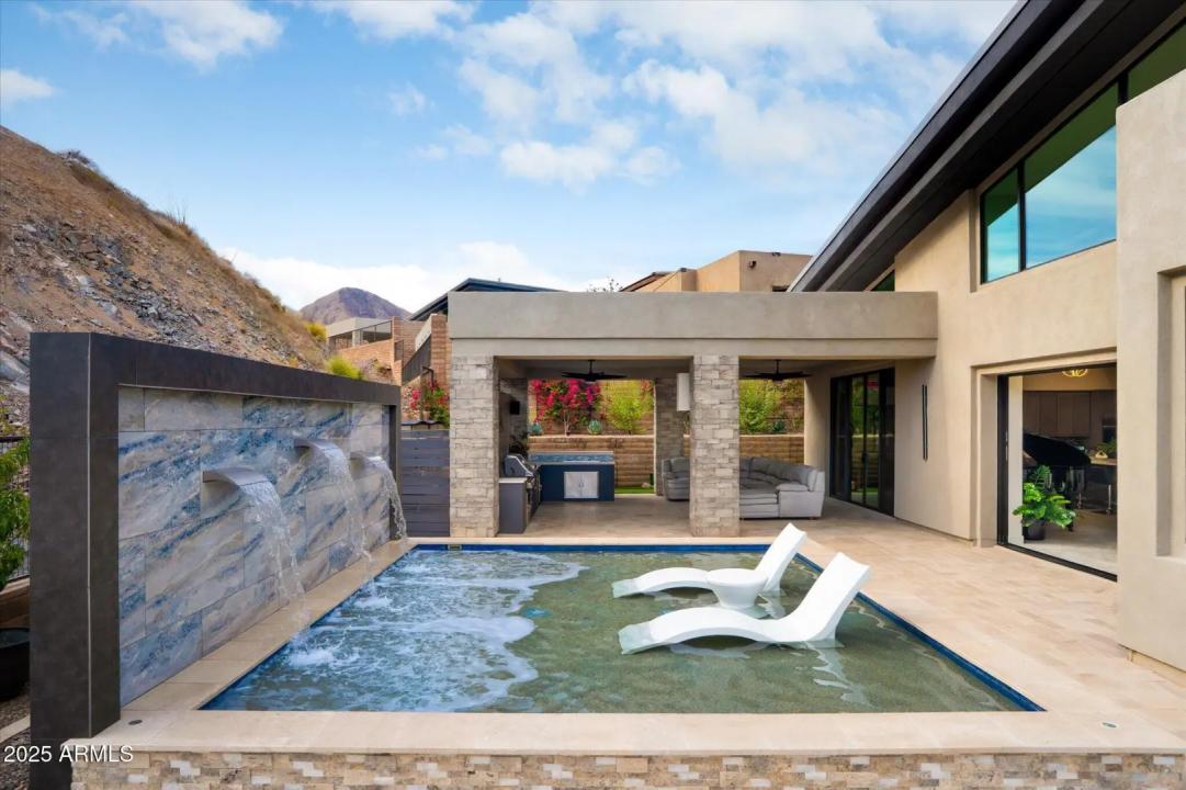 Real Estate Picture 29
