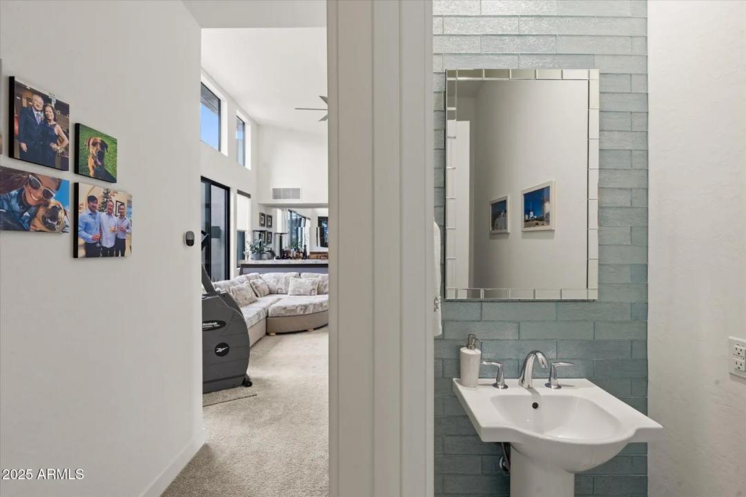 Real Estate Picture 27