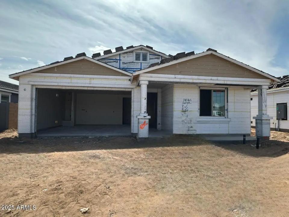 Real Estate Picture 2