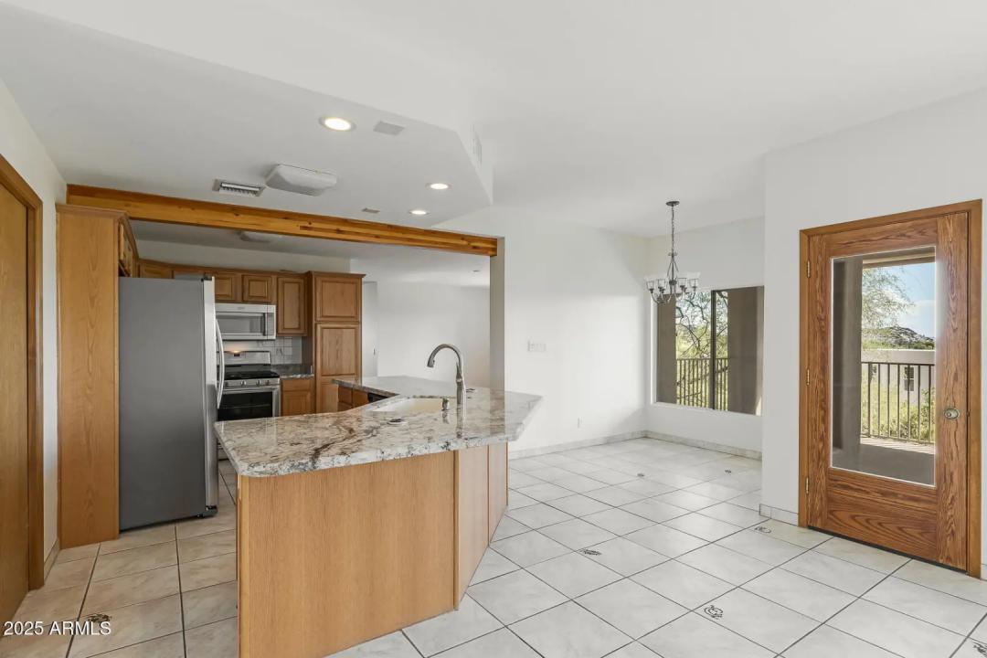 Real Estate Picture 15
