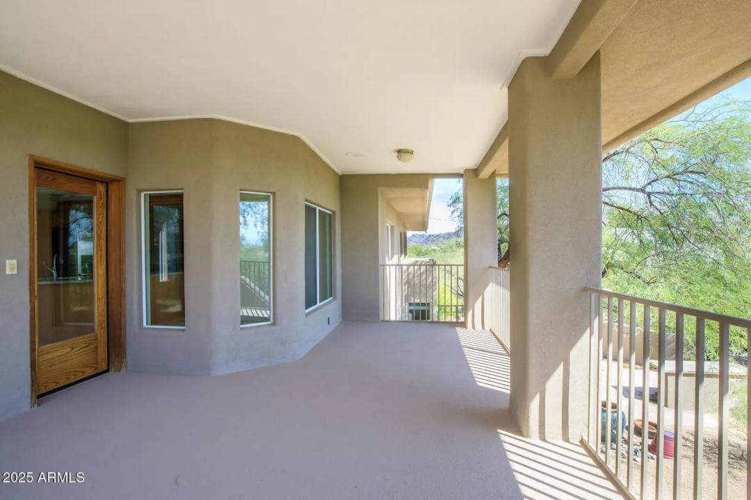 Real Estate Picture 34