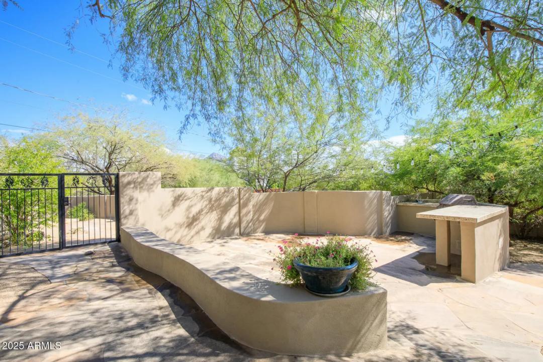 Real Estate Picture 36