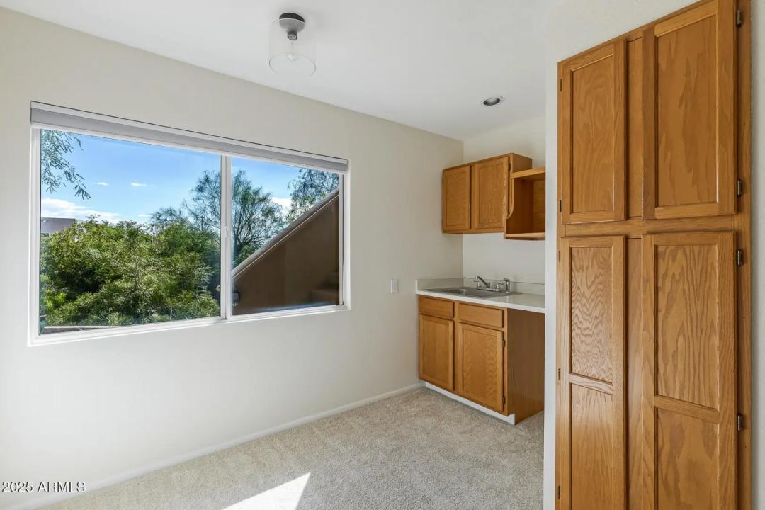 Real Estate Picture 40