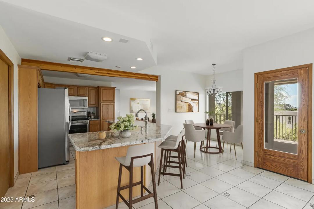 Real Estate Picture 14