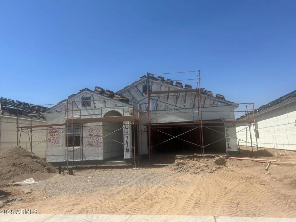 Real Estate Picture 2