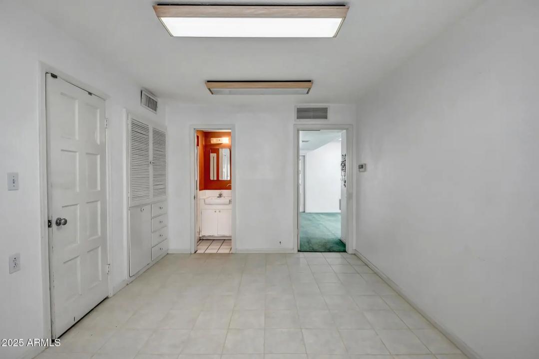 Real Estate Picture 21