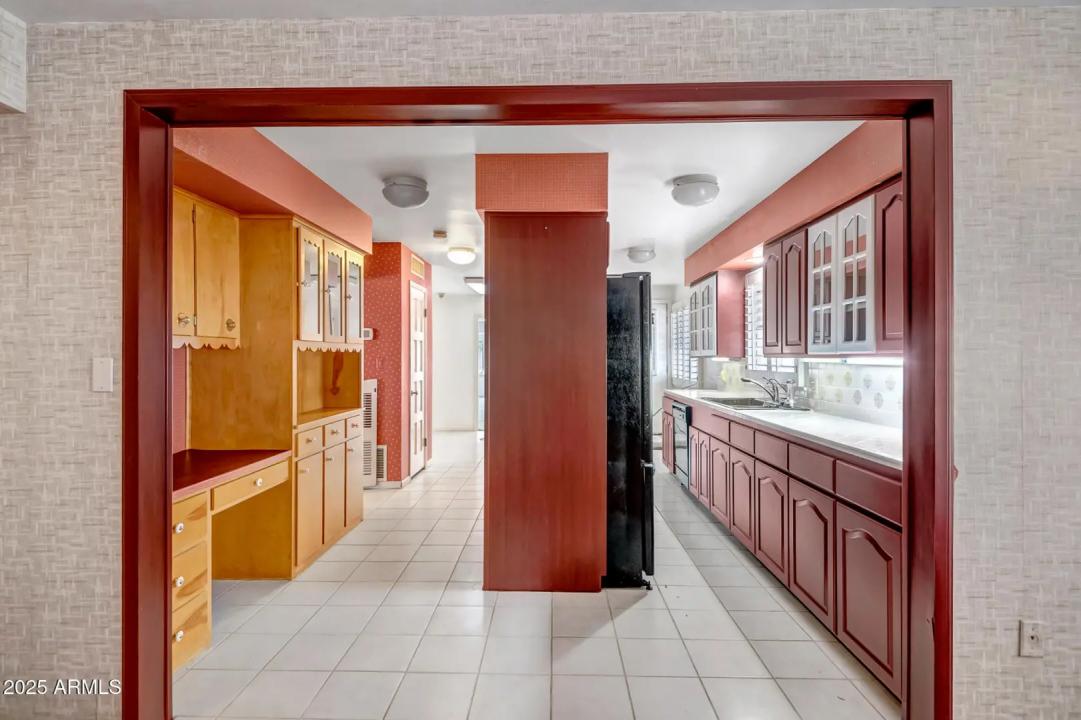 Real Estate Picture 23