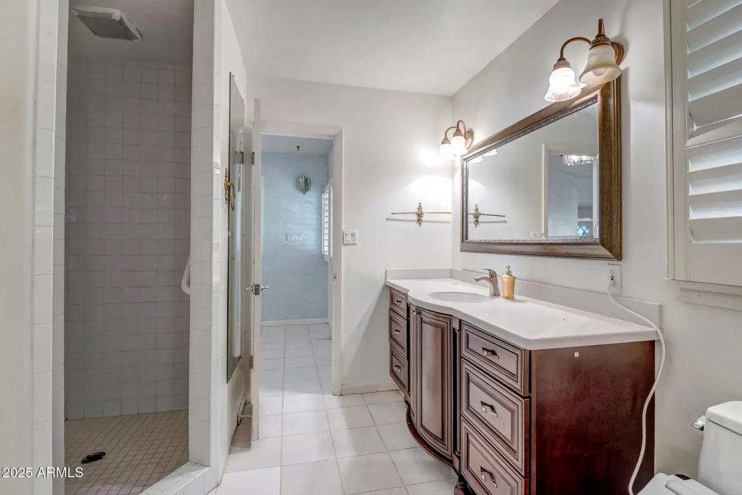 Real Estate Picture 27