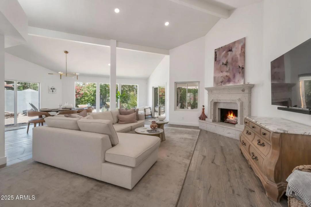 Real Estate Picture 1