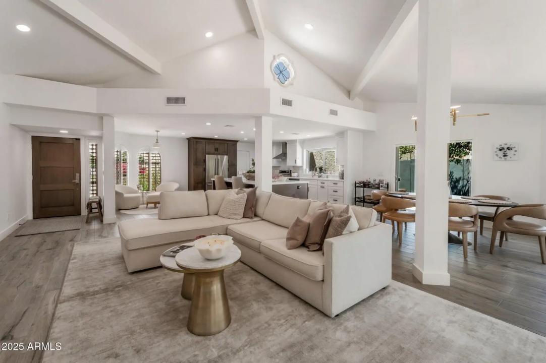 Real Estate Picture 2