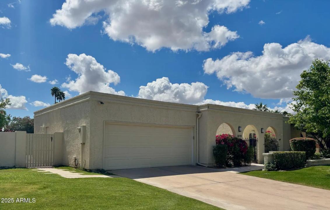 Real Estate Picture 18