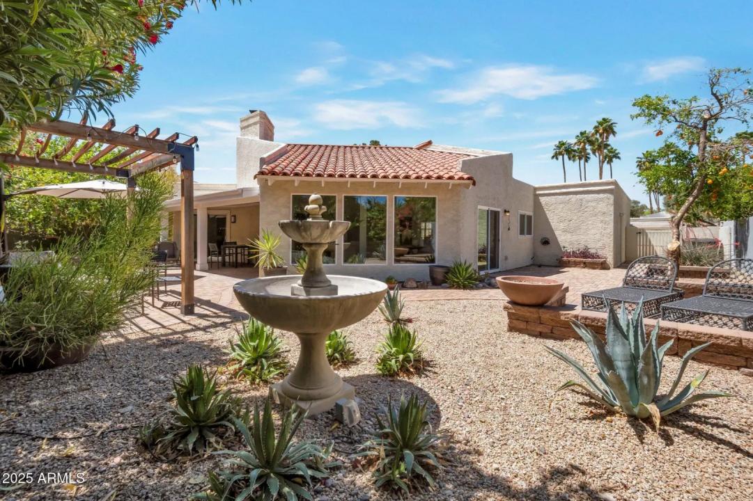 Real Estate Picture 21