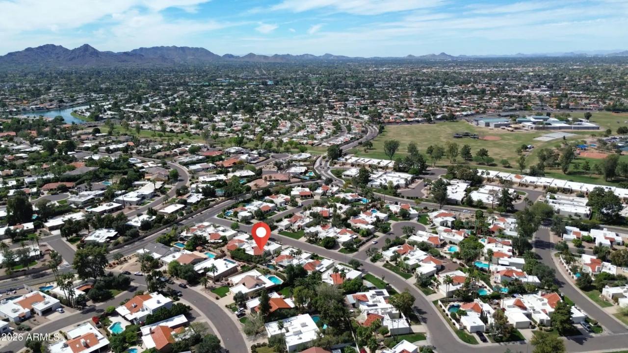 Real Estate Picture 2