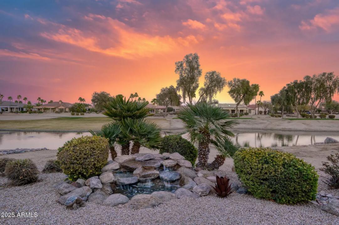 Real Estate Picture 4