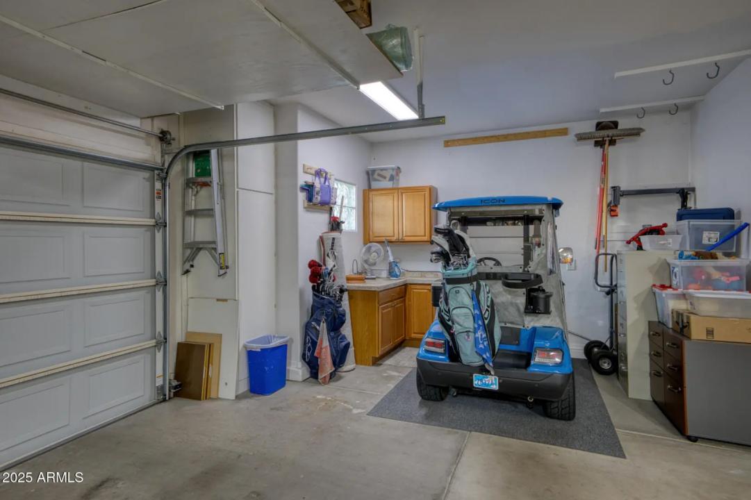 Real Estate Picture 32