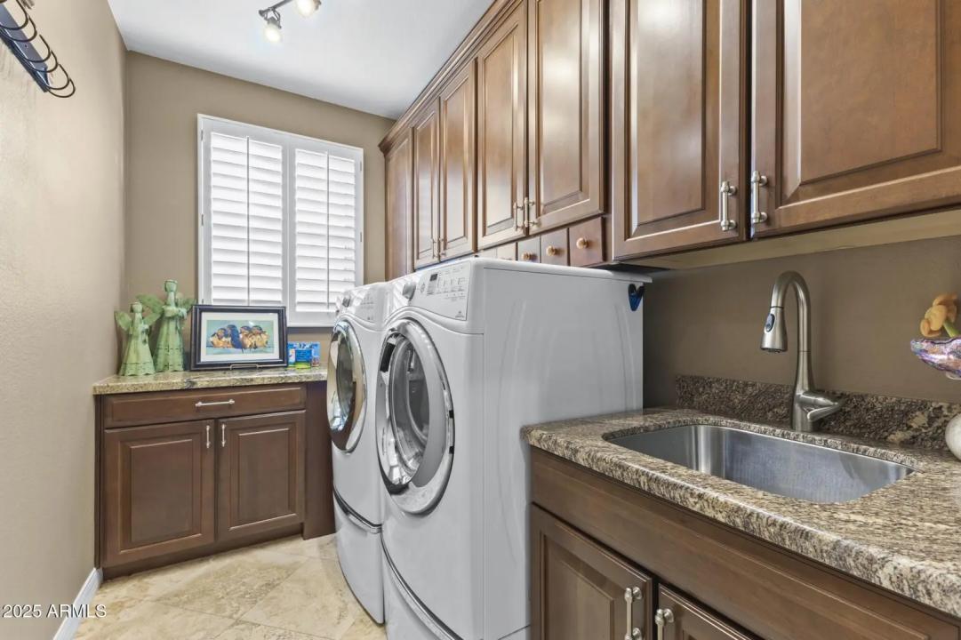 Real Estate Picture 31