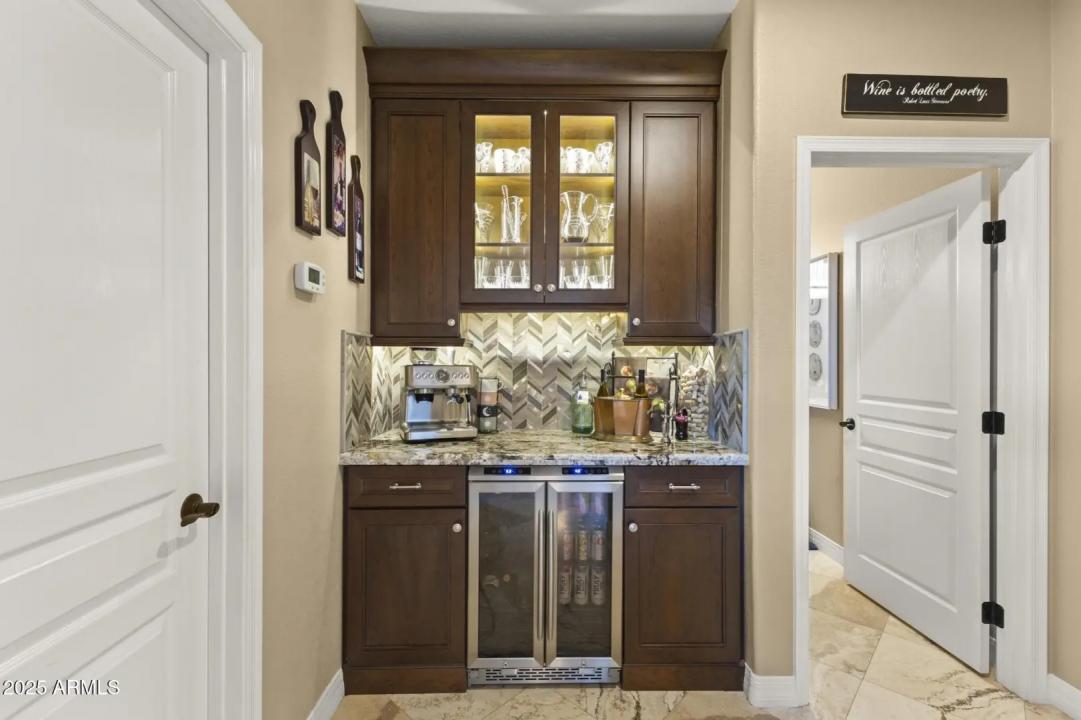 Real Estate Picture 26