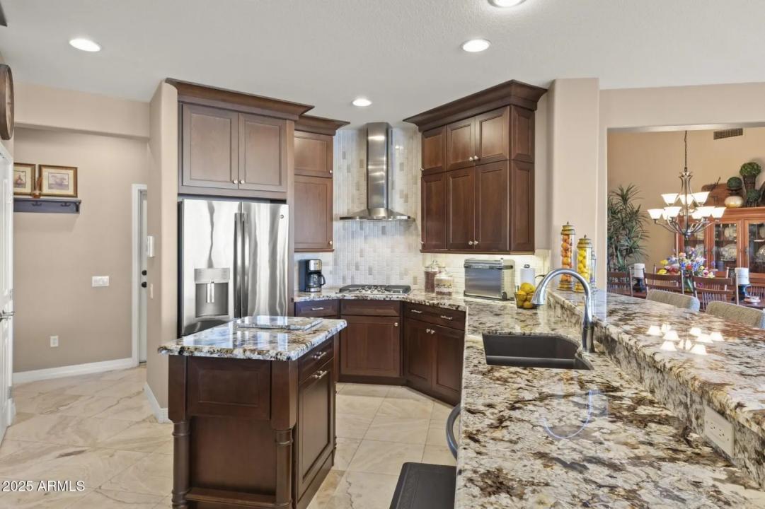 Real Estate Picture 15