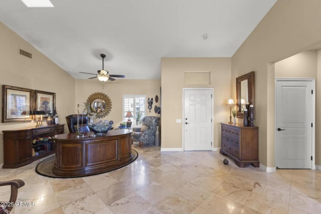 Real Estate Picture 8