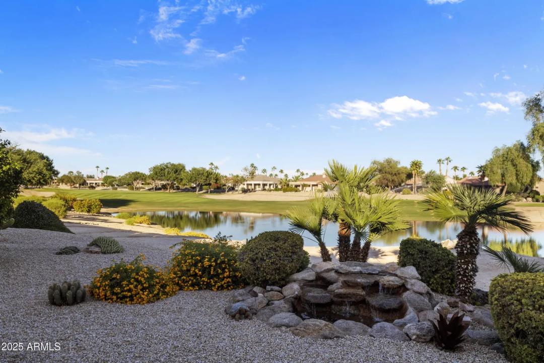 Real Estate Picture 8