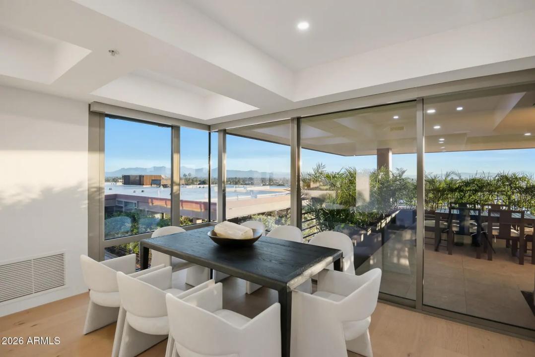 Real Estate Picture 34