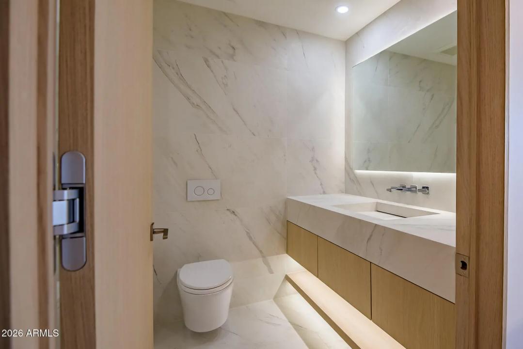 Real Estate Picture 42