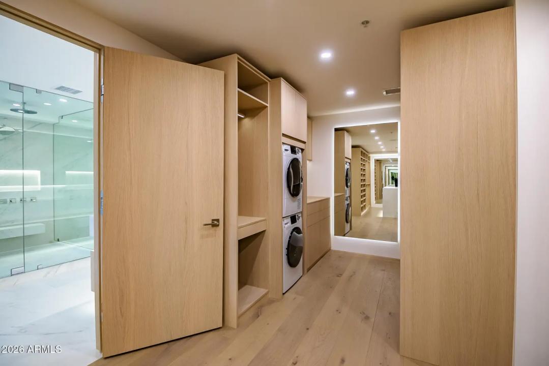 Real Estate Picture 28