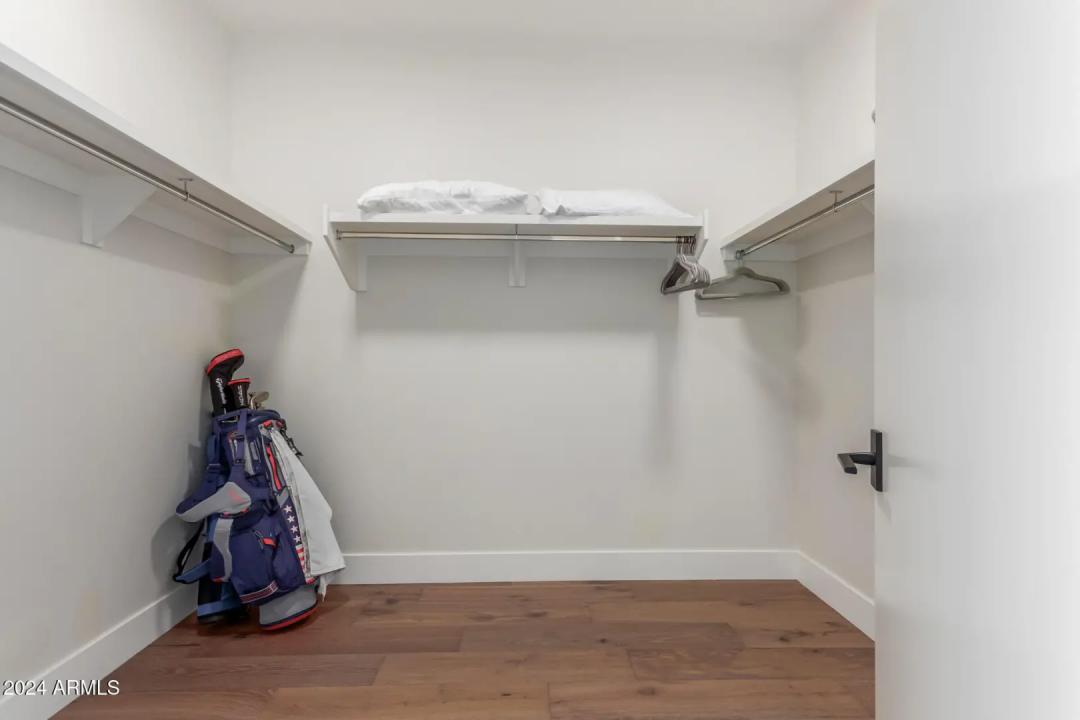 Real Estate Picture 21