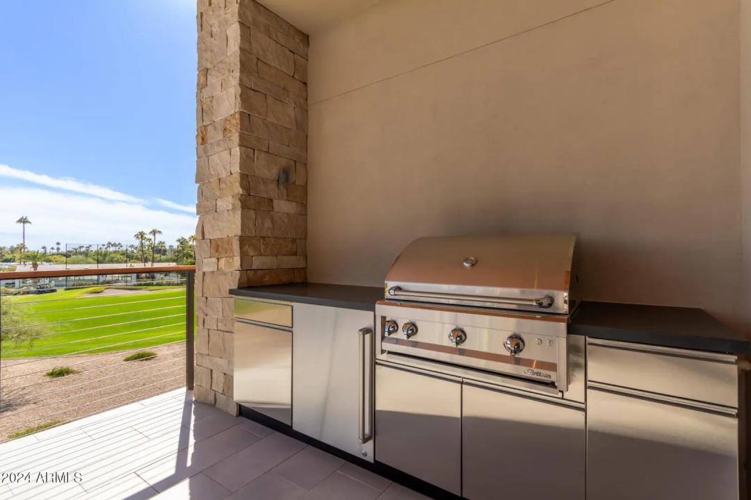Real Estate Picture 36