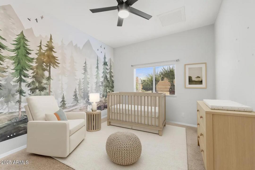 Real Estate Picture 8