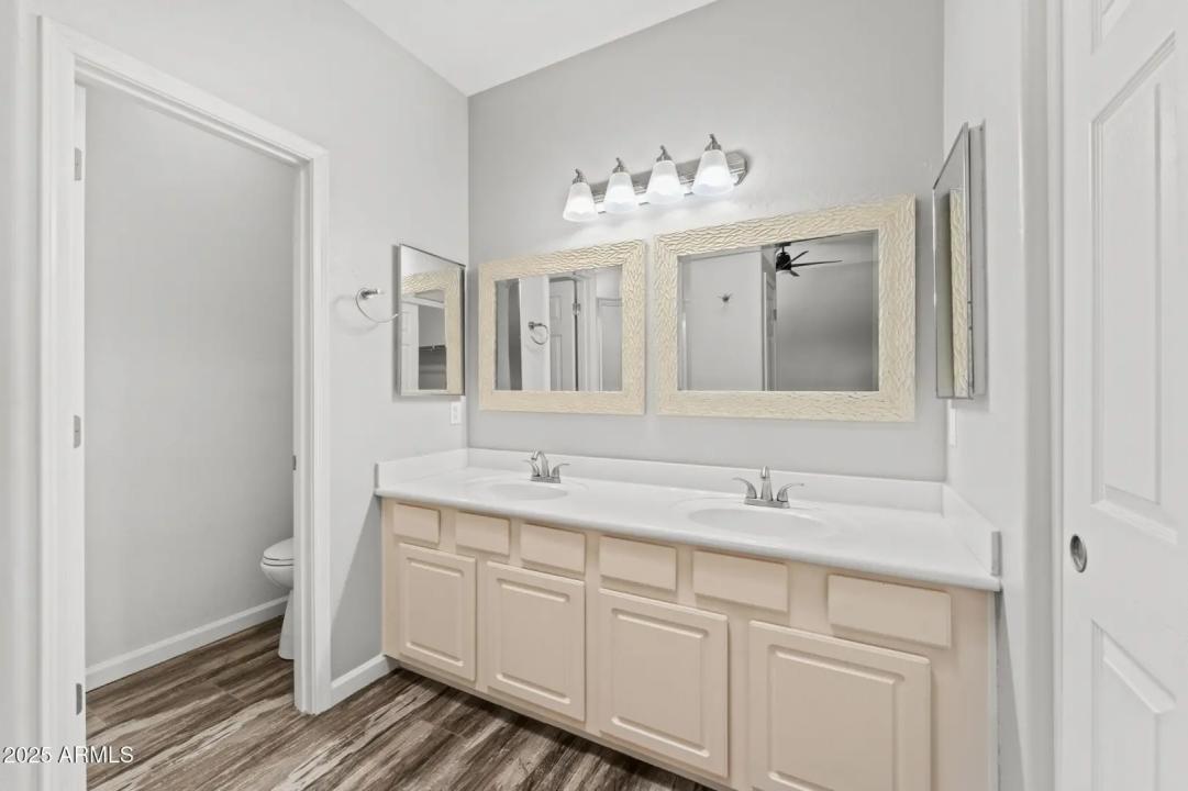 Real Estate Picture 18