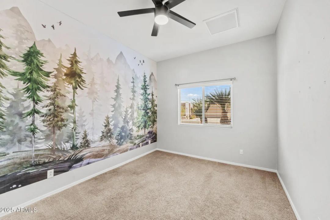Real Estate Picture 21