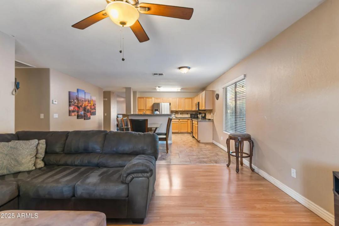 Real Estate Picture 16