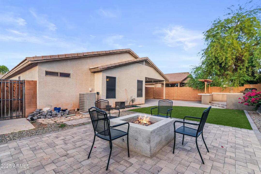 Real Estate Picture 40