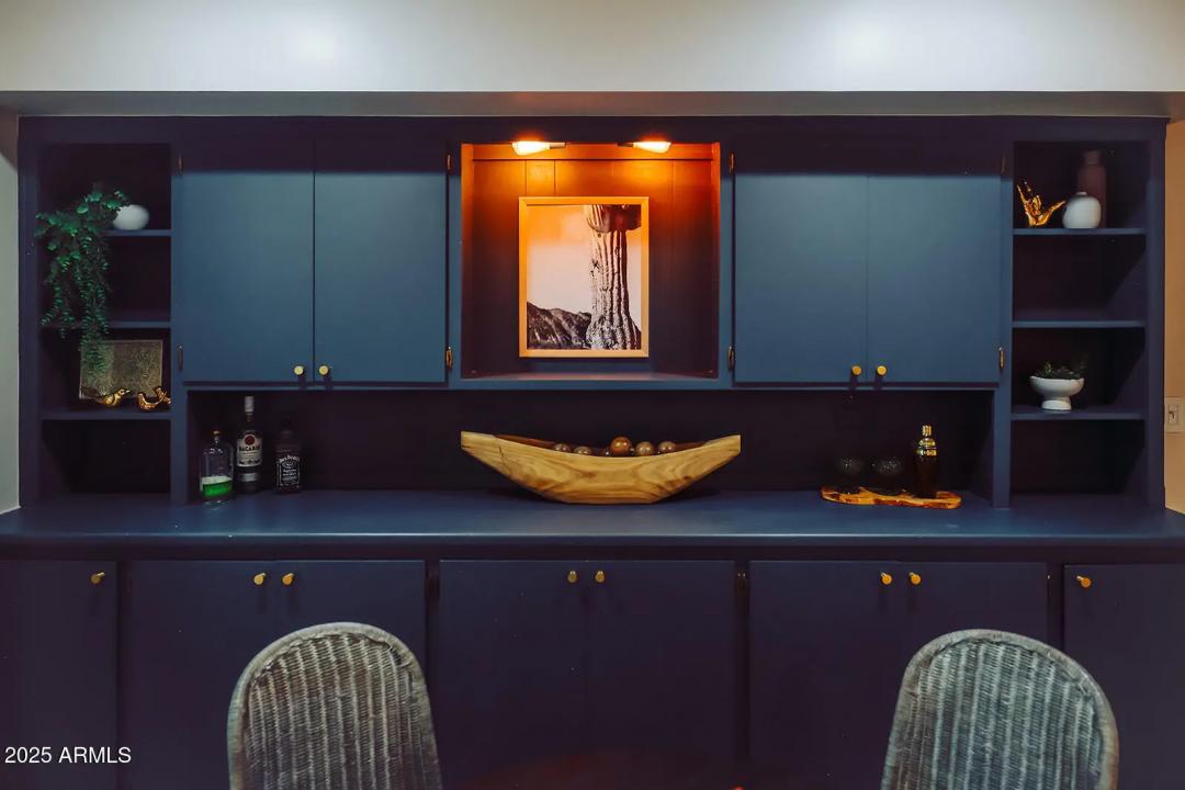Real Estate Picture 7