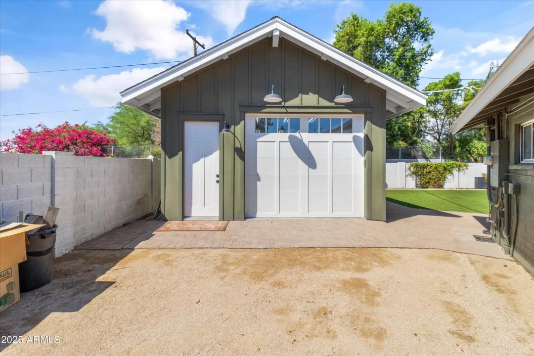 Real Estate Picture 31