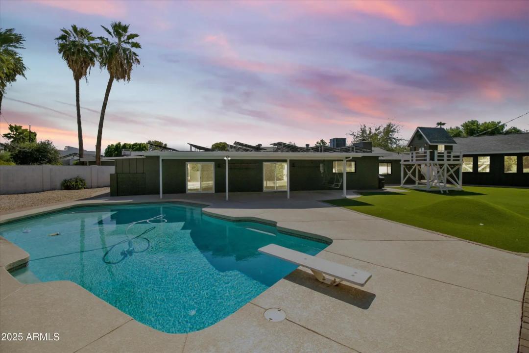 Real Estate Picture 35