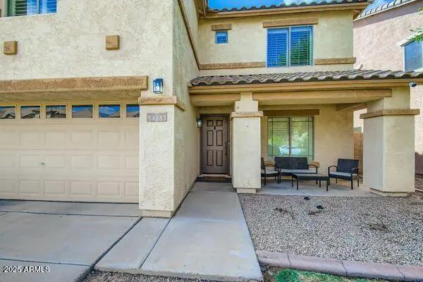 Real Estate Picture 3