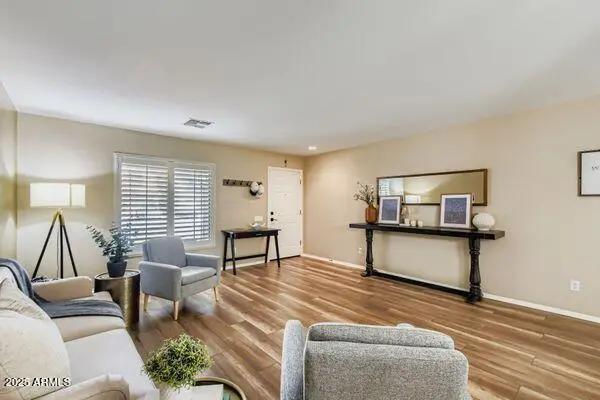 Real Estate Picture 5